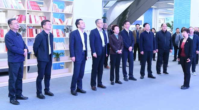 中国侨联党组举办读书班专题学习中央八项规定精神