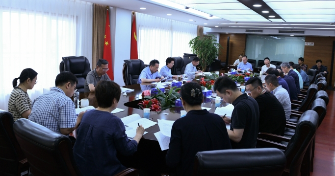 中国侨联党组理论学习中心组（扩大）开展集体学习