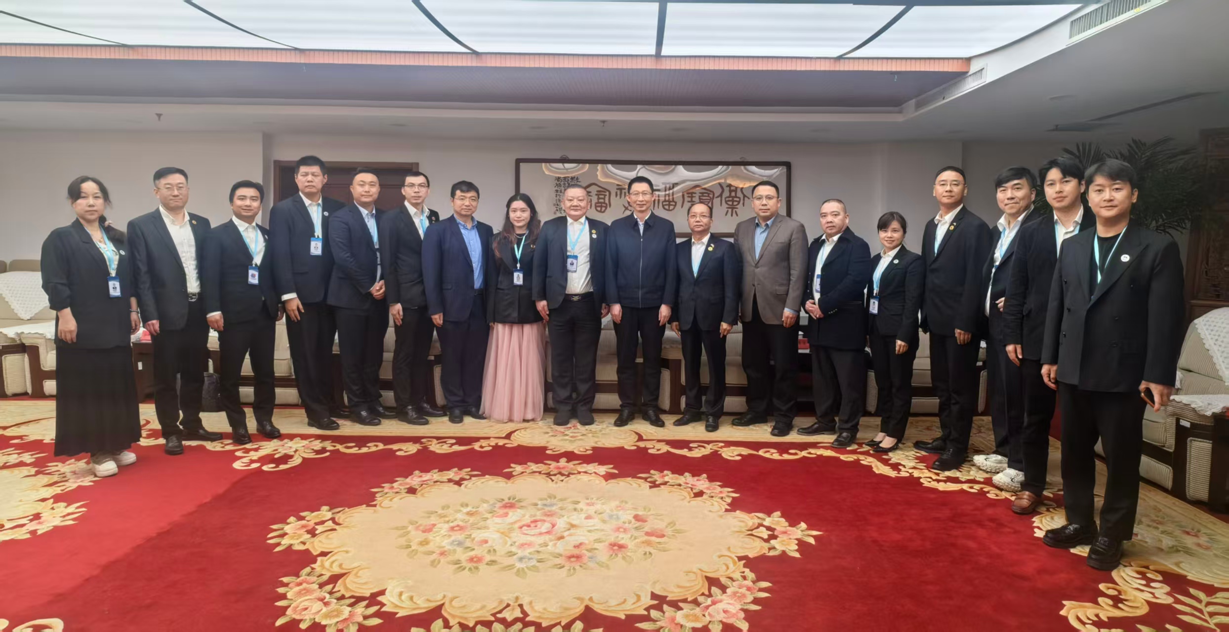 高峰會見亞洲和平發展青年商會代表團