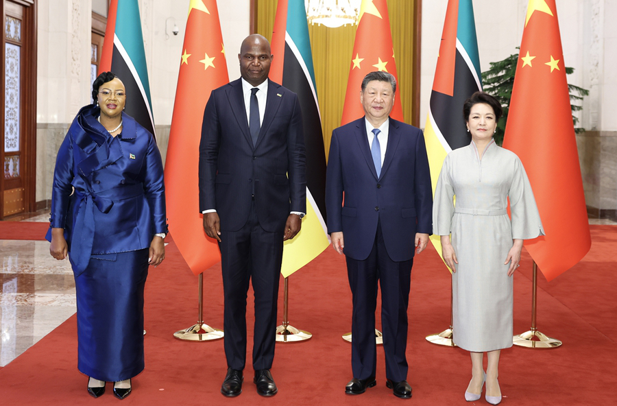 习近平同莫桑比克总统查波会谈