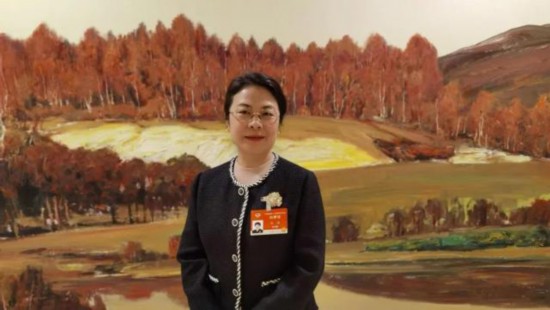 關注全國兩會︱全國政協委員、中國僑聯副主席、浙江省政協副主席吳晶：不能讓新業態勞動者“裸奔”！