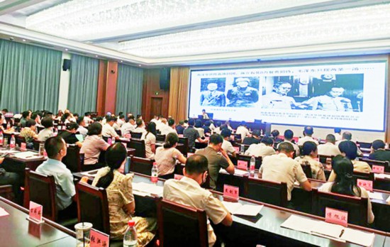 8月，浙江省侨联在全省侨联主席暑期读书班上开展“嘉庚精神”专题学习副本.jpg