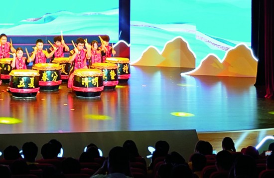 7月24日，2024年海外华裔及港澳台地区青少年“中国寻根之旅”夏令营嘉庚故里集结营在厦门举行开营式.jpg